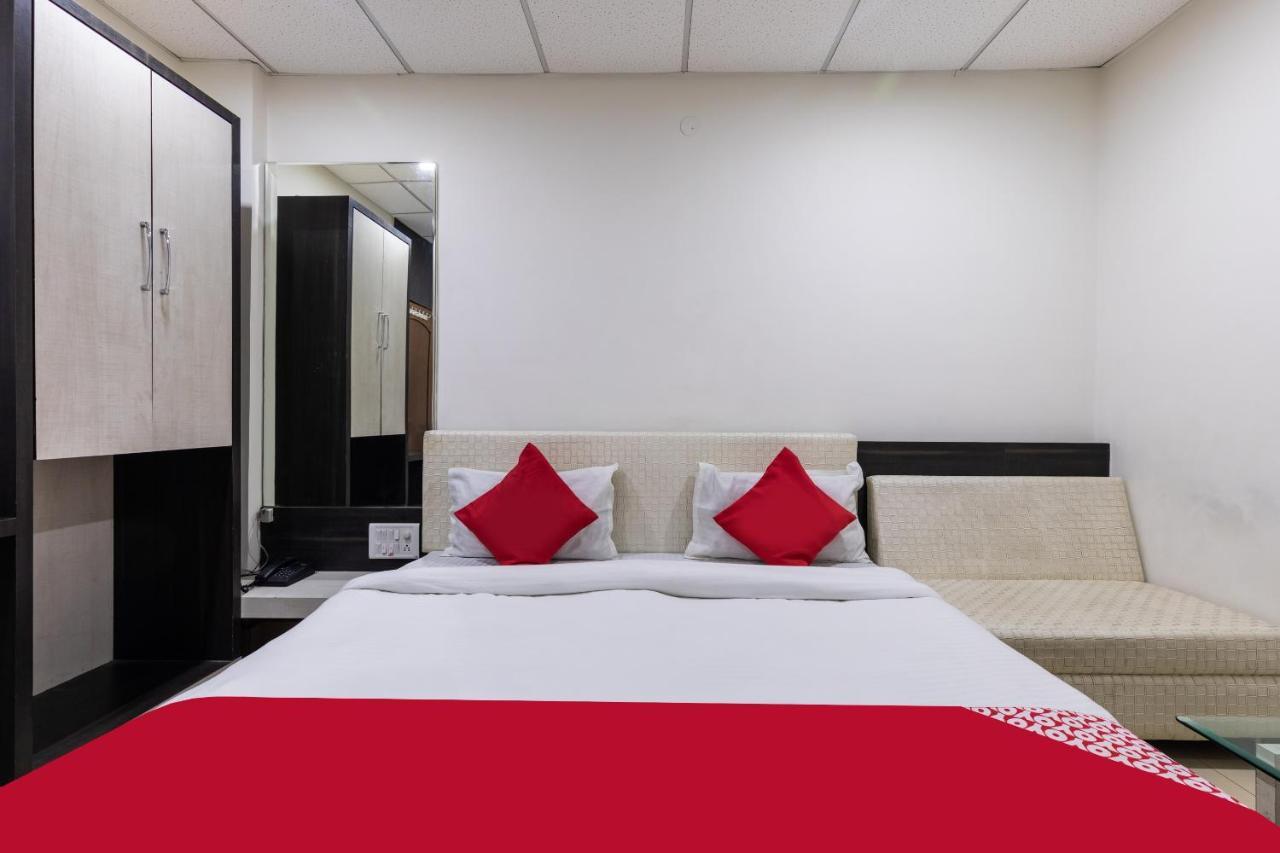 Capital O 47403 Hotel Manjeet Μποπάλ Εξωτερικό φωτογραφία